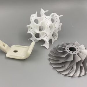 産業レベルの3Dプリントで金属／プラスチック部品を提供